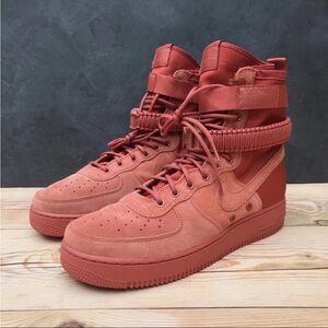 Nike SF AF1 Boot – Dusty Peach – Men’s 11 – Never Worn